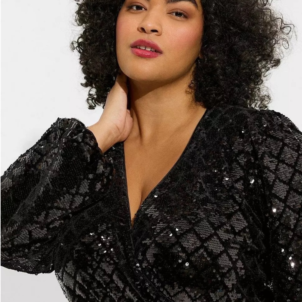 Torrid Mini Velour Sequin party  black dress size 14 plus size sparkly elegant